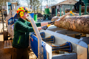 Dem Handwerk ein Gesicht geben - Fotoreportage von Jörg Langer - SchwarzWeissOnline.de