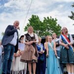Behind the Scenes: Filmaufnahmen in Wehrheim für den neuen Imagefilm der Gemeinde. Apfelblütenfest Wehrheim im Ludwig-Bender-Bad mit Bürgermeister Gregor Sommer.